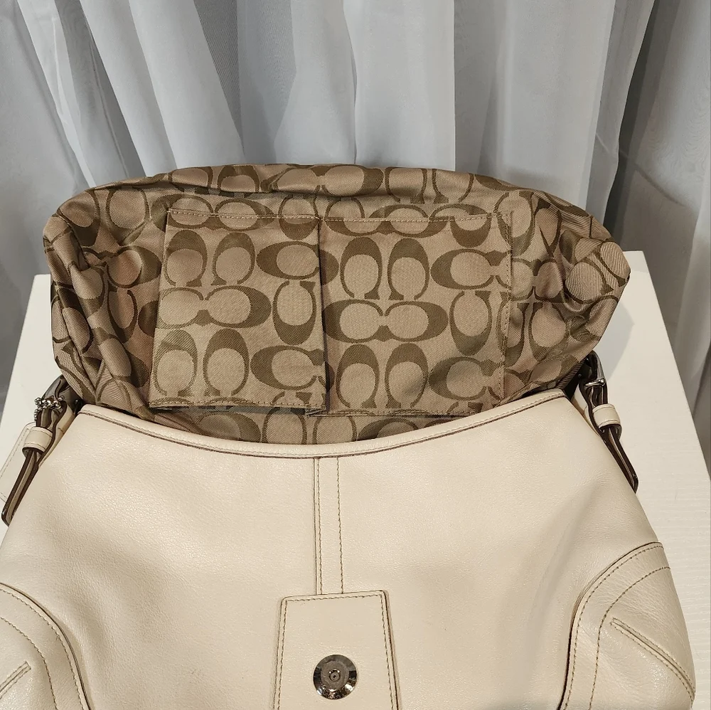 Vintage Coach Soho Flap - Picture 7 of 17